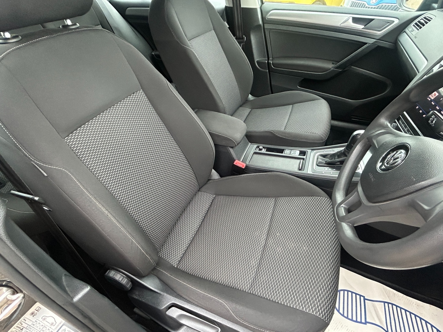 Used Volkswagen Golf 2018 for sale - 77603476: Photo 11