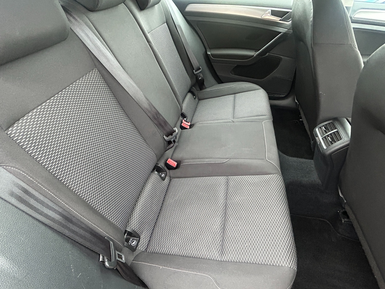 Used Volkswagen Golf 2018 for sale - 77603476: Photo 15