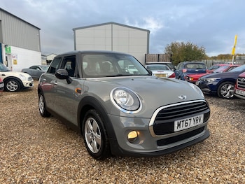 Used MINI Hatch 2017 for sale - 76262634: Photo