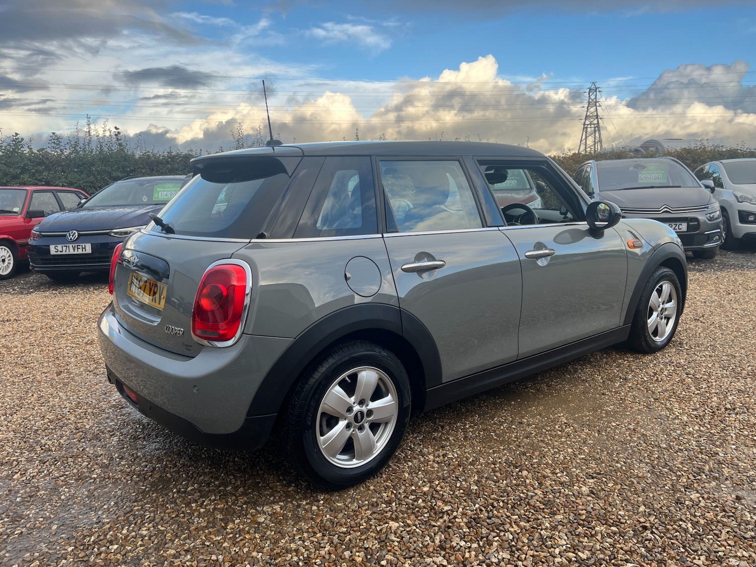 Used MINI Hatch 2017 for sale - 76262634: Photo 5
