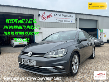 Volkswagen - Golf