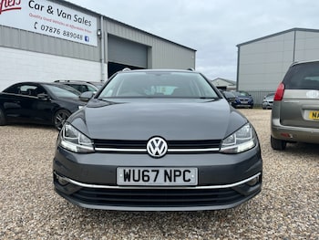 Used Volkswagen Golf 2017 for sale - 76027147: Photo 2