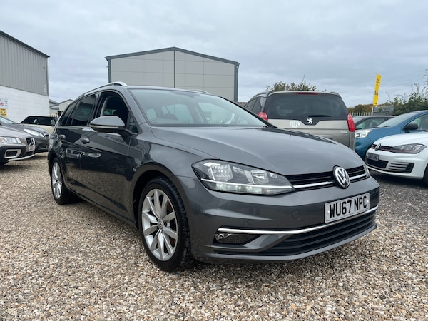 Used Volkswagen Golf 2017 for sale - 76027147: Photo 3