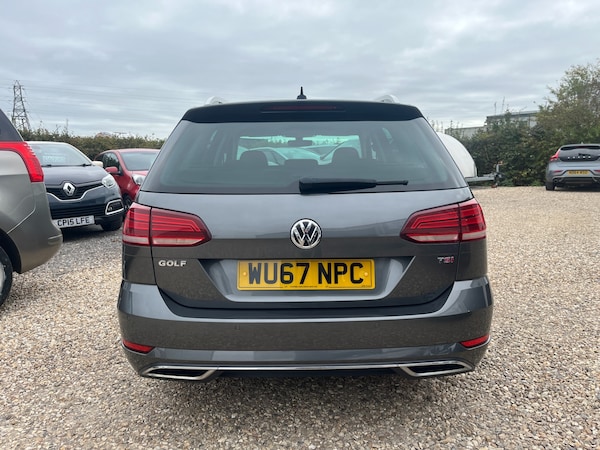 Used Volkswagen Golf 2017 for sale - 76027147: Photo 6