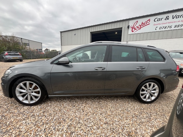 Used Volkswagen Golf 2017 for sale - 76027147: Photo 8