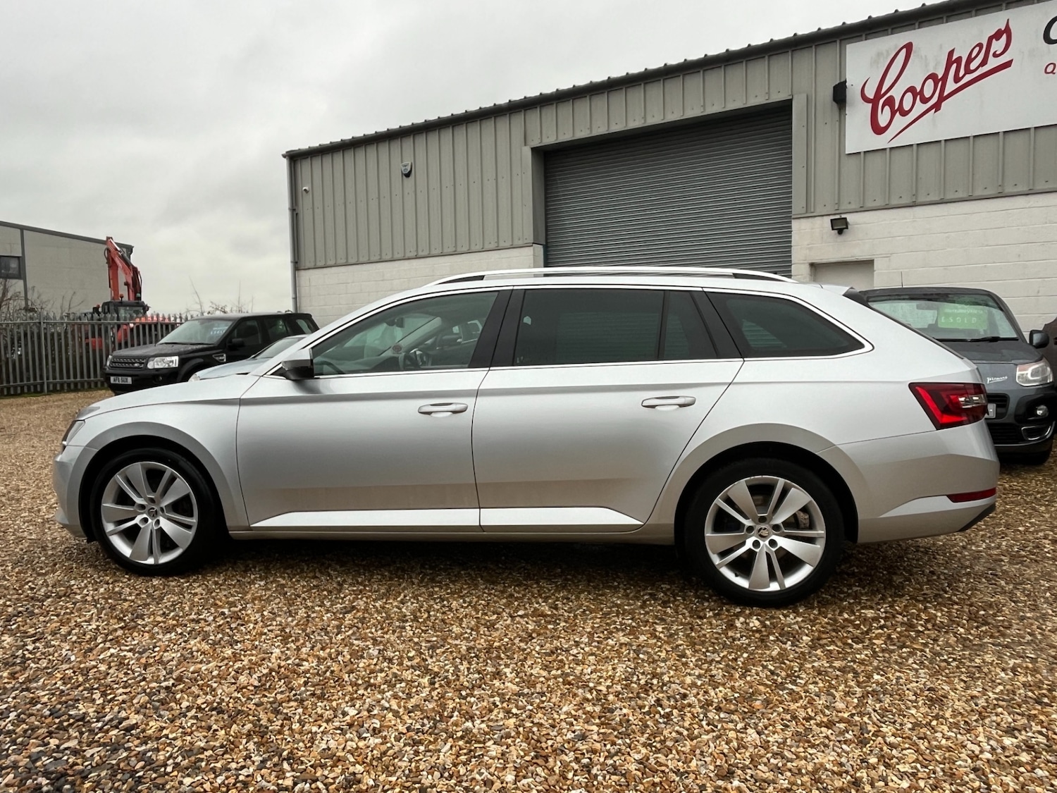 Used Skoda Superb 2017 for sale - 77183273: Photo 8