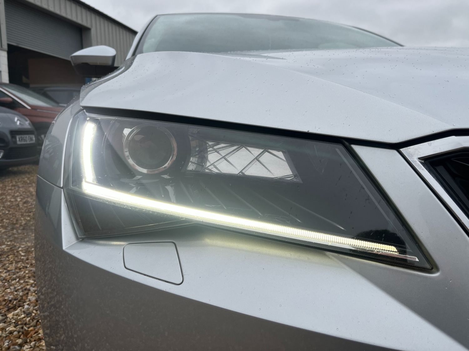 Used Skoda Superb 2017 for sale - 77183273: Photo 9