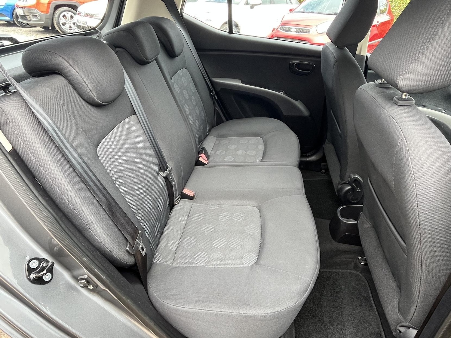 Used Hyundai i10 2010 for sale - 78079180: Photo 16