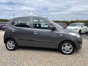 Used Hyundai i10 2010 for sale - 78079180: Photo