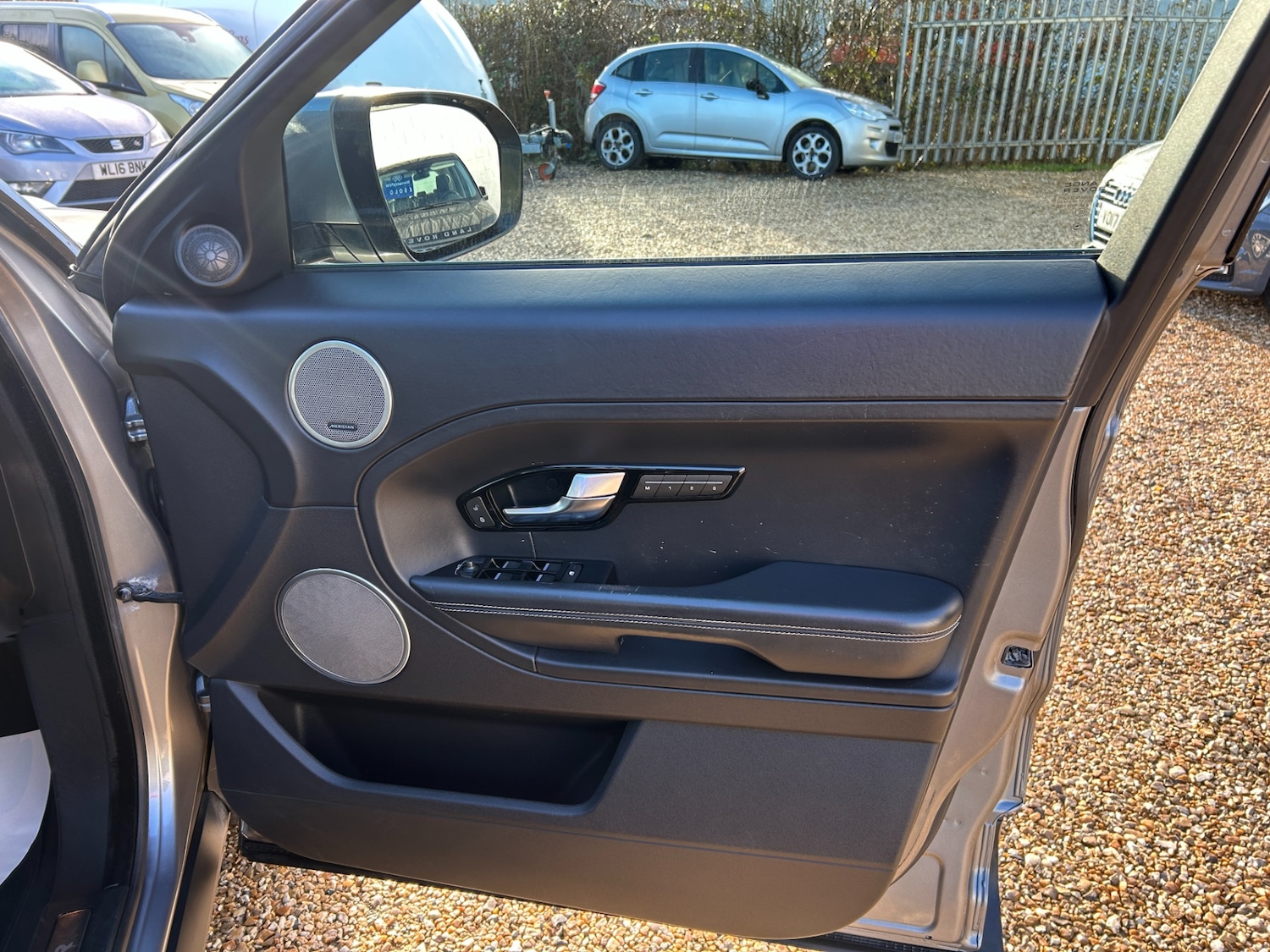 Used Land Rover Range Rover Evoque 2011 for sale - 77406412: Photo 12