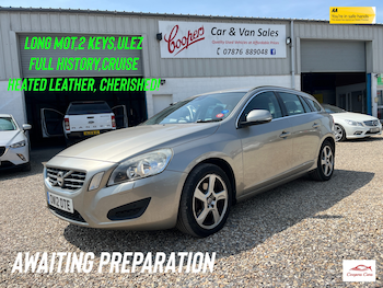 Used Volvo V60 2012 for sale - 79297848: Photo