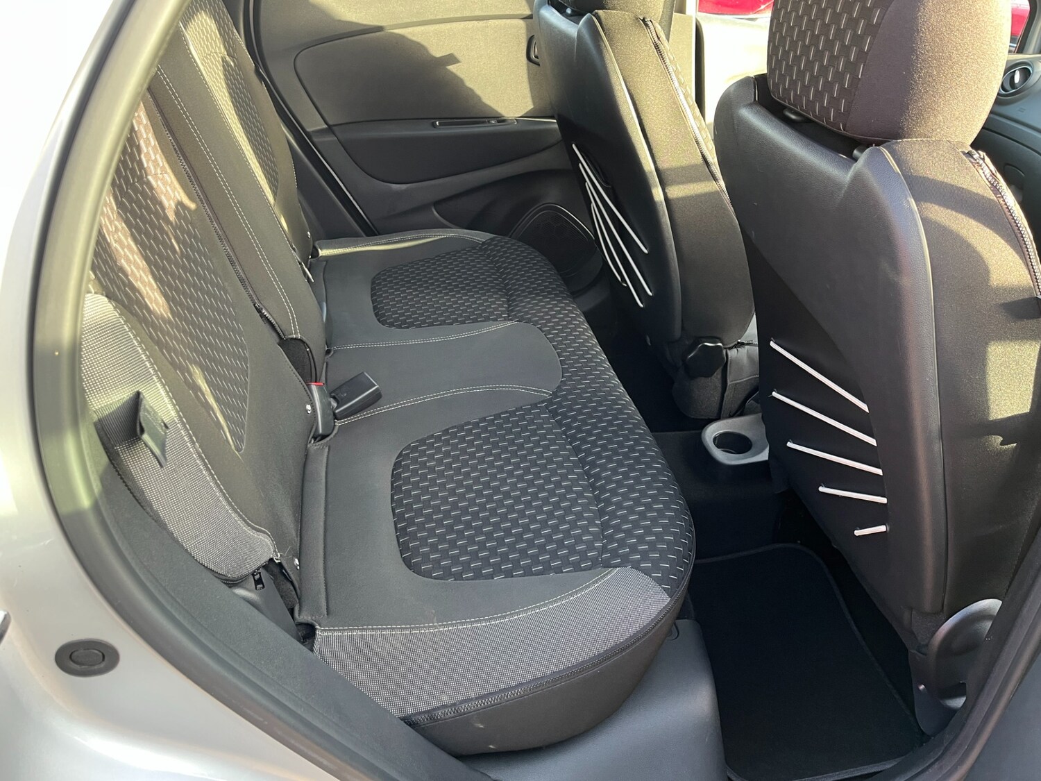 Used Renault Captur 2018 for sale - 76918711: Photo 16