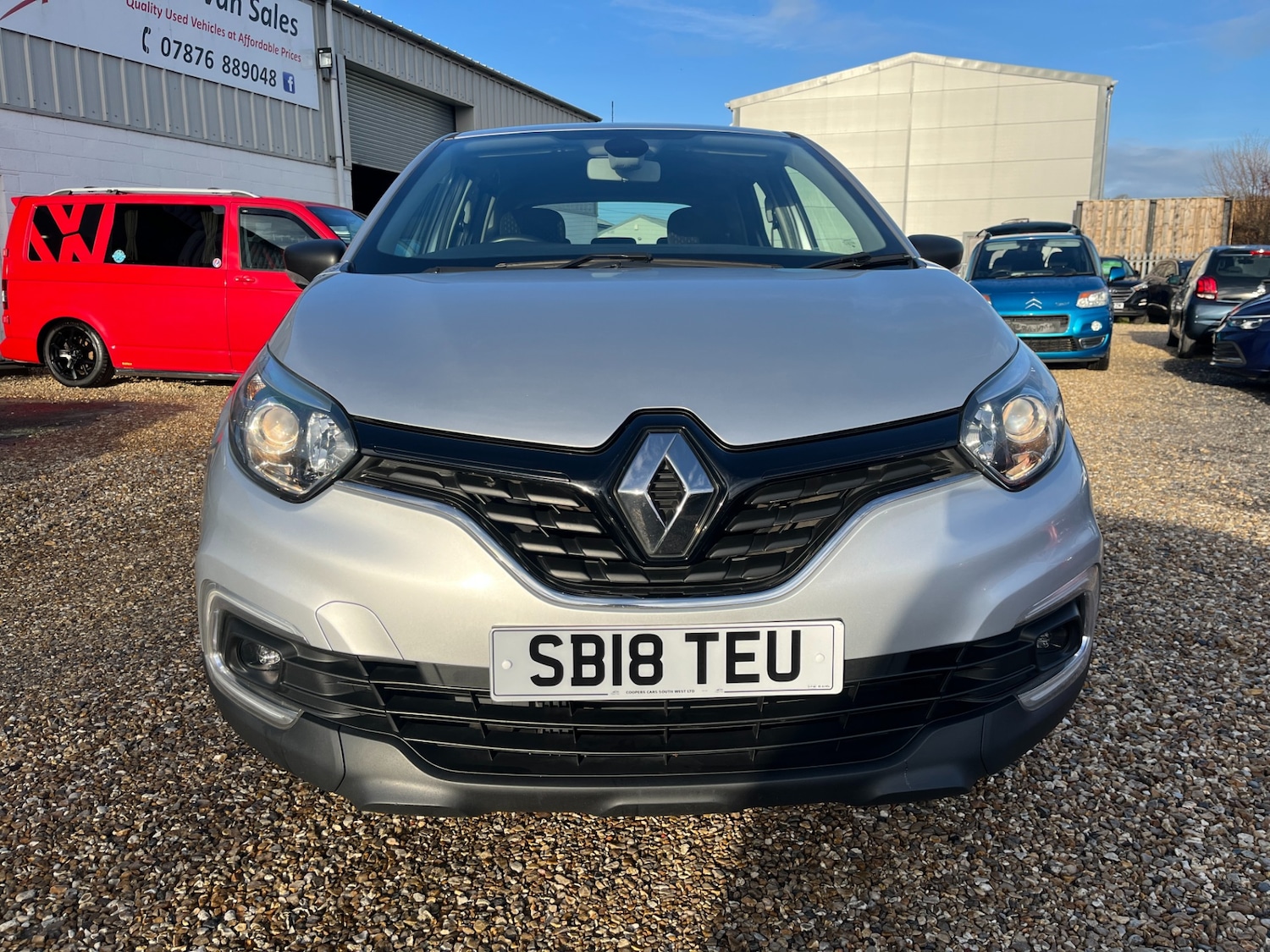 Used Renault Captur 2018 for sale - 76918711: Photo 3