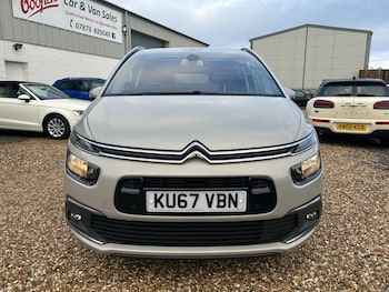 Used Citroen C4 Grand Picasso 2017 for sale - 76531235: Photo
