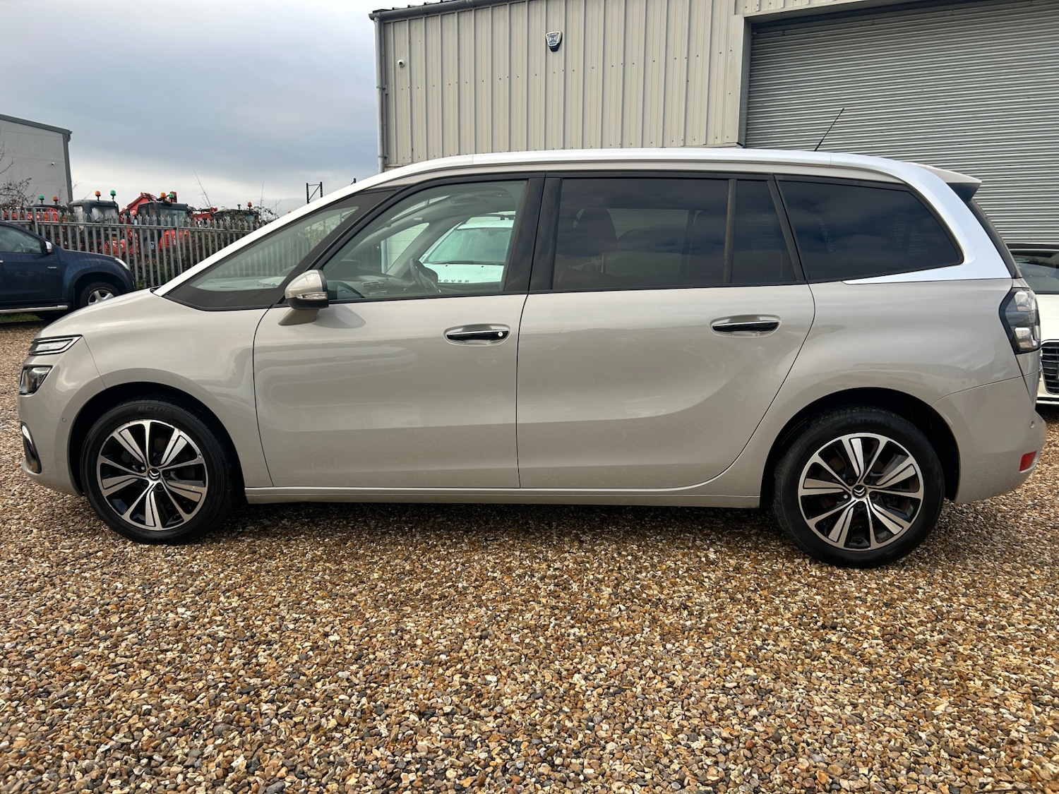 Used Citroen C4 Grand Picasso 2017 for sale - 76531235: Photo 9