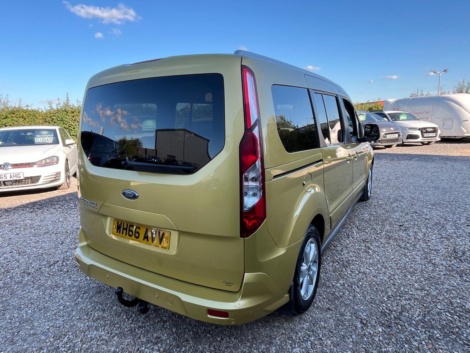 Used Ford Grand Tourneo Connect 2017 for sale - 75971166: Photo 5