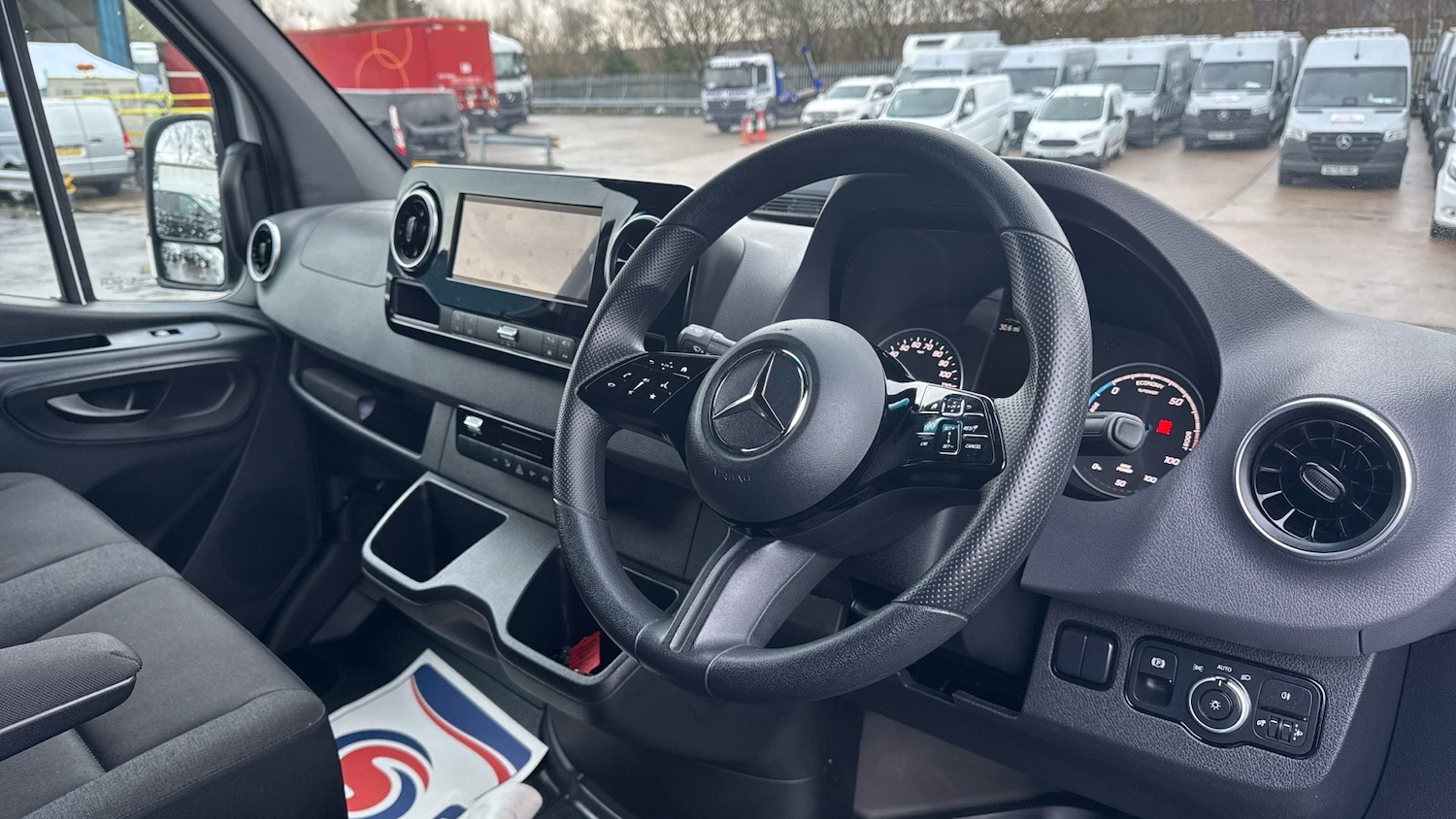 Used Mercedes-Benz Sprinter 2025 for sale - 77543760: Photo 11