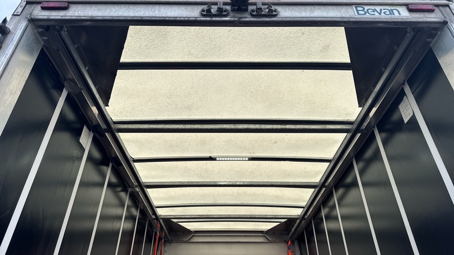 Used Mercedes-Benz Sprinter 2023 for sale - 77270685: Photo 17