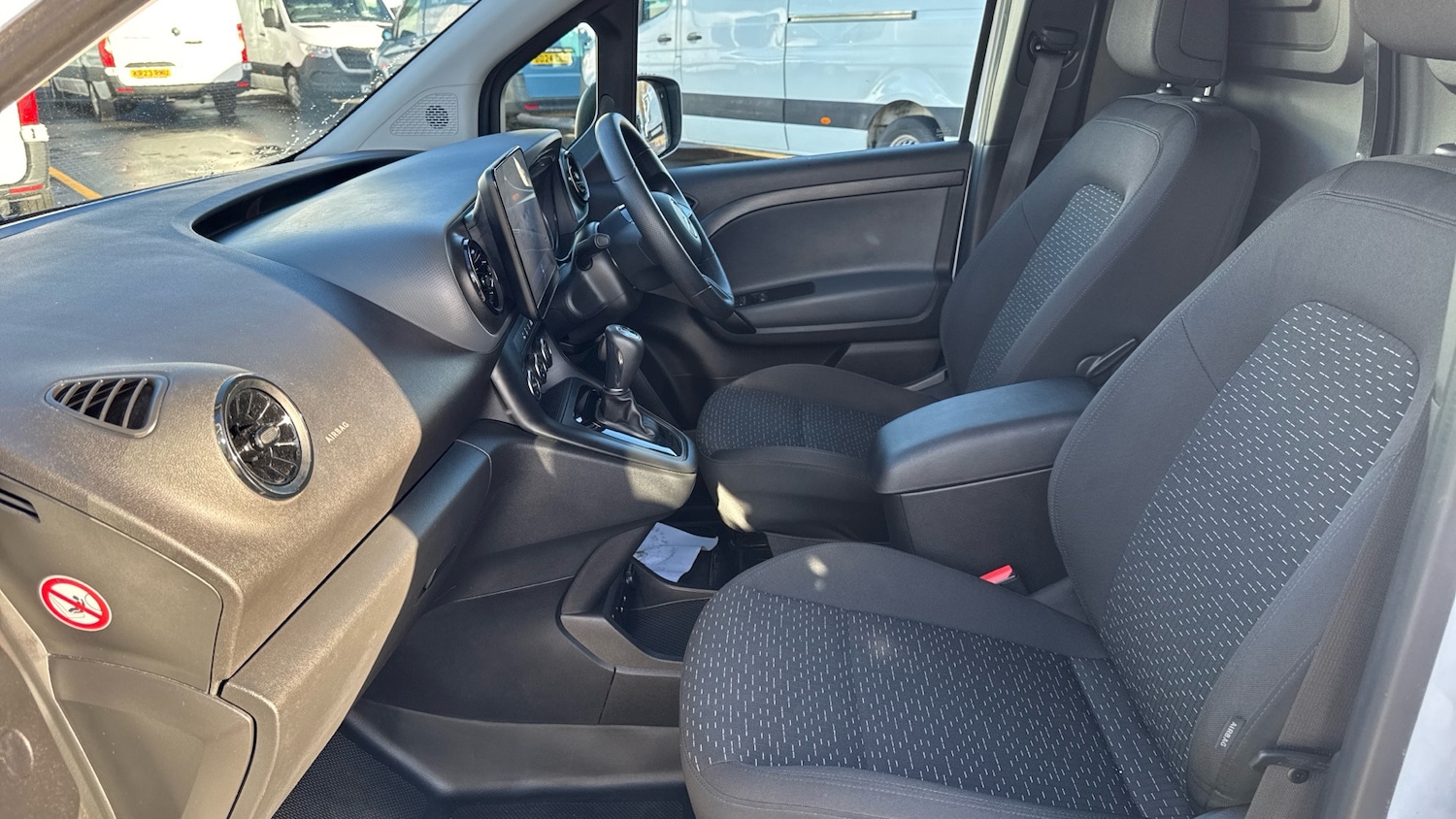 Used Mercedes-Benz Citan 2025 for sale - 77045765: Photo 9