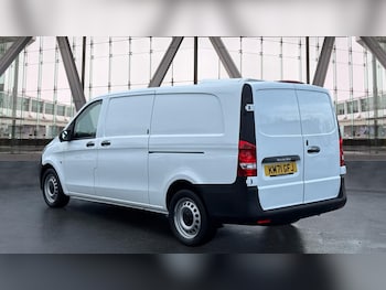 Used Mercedes-Benz Vito 2021 for sale - 76968647: Photo