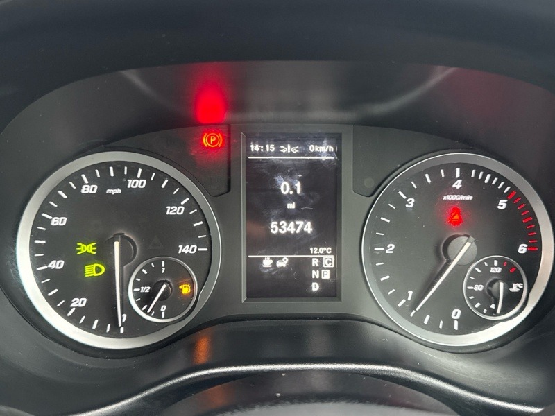 Used Mercedes-Benz Vito 2023 for sale - 76736520: Photo 13