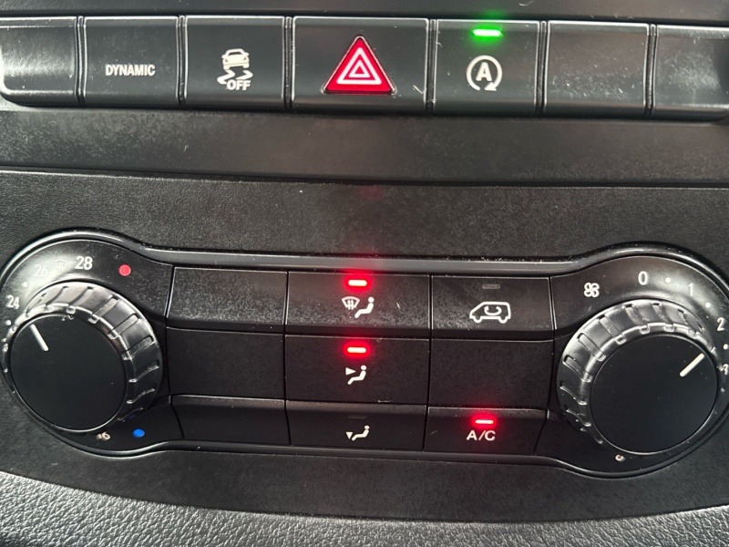 Used Mercedes-Benz Vito 2023 for sale - 76736520: Photo 27