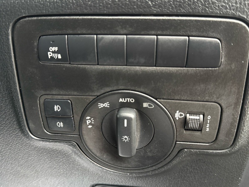 Used Mercedes-Benz Vito 2023 for sale - 76736520: Photo 29