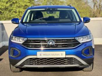 Used Volkswagen T-Roc 2023 for sale - 74351055: Photo