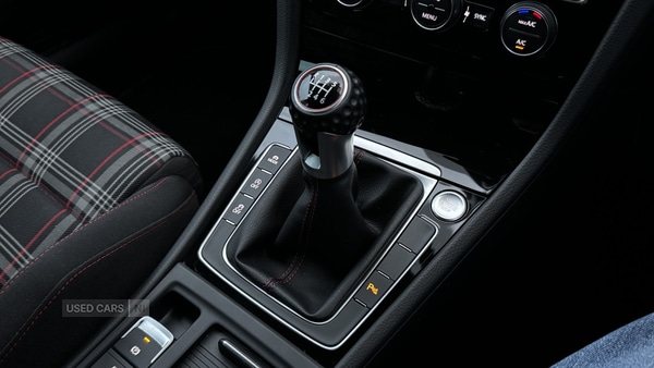 Used Volkswagen Golf 2019 for sale - 76389444: Photo 21