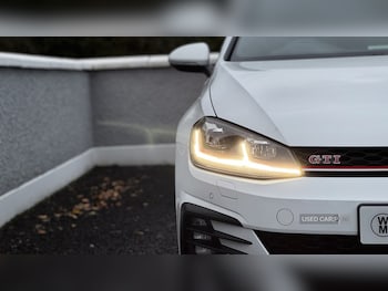 Used Volkswagen Golf 2019 for sale - 76389444: Photo