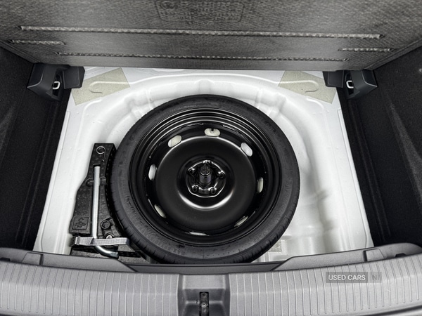 Used Volkswagen T-Roc for sale - 76228201: Photo 28