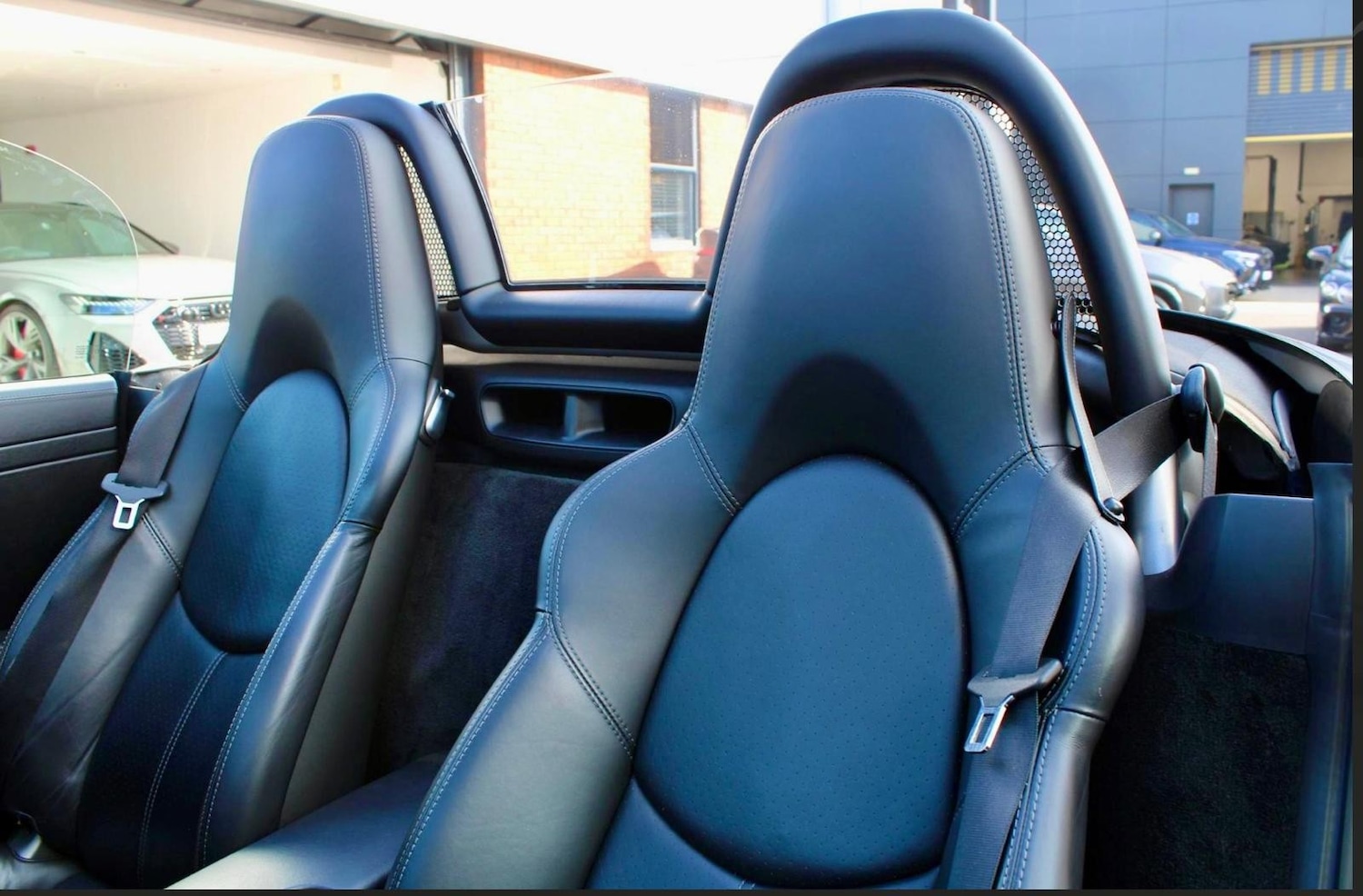 Used Porsche Boxster 2006 for sale - 78150429: Photo 6