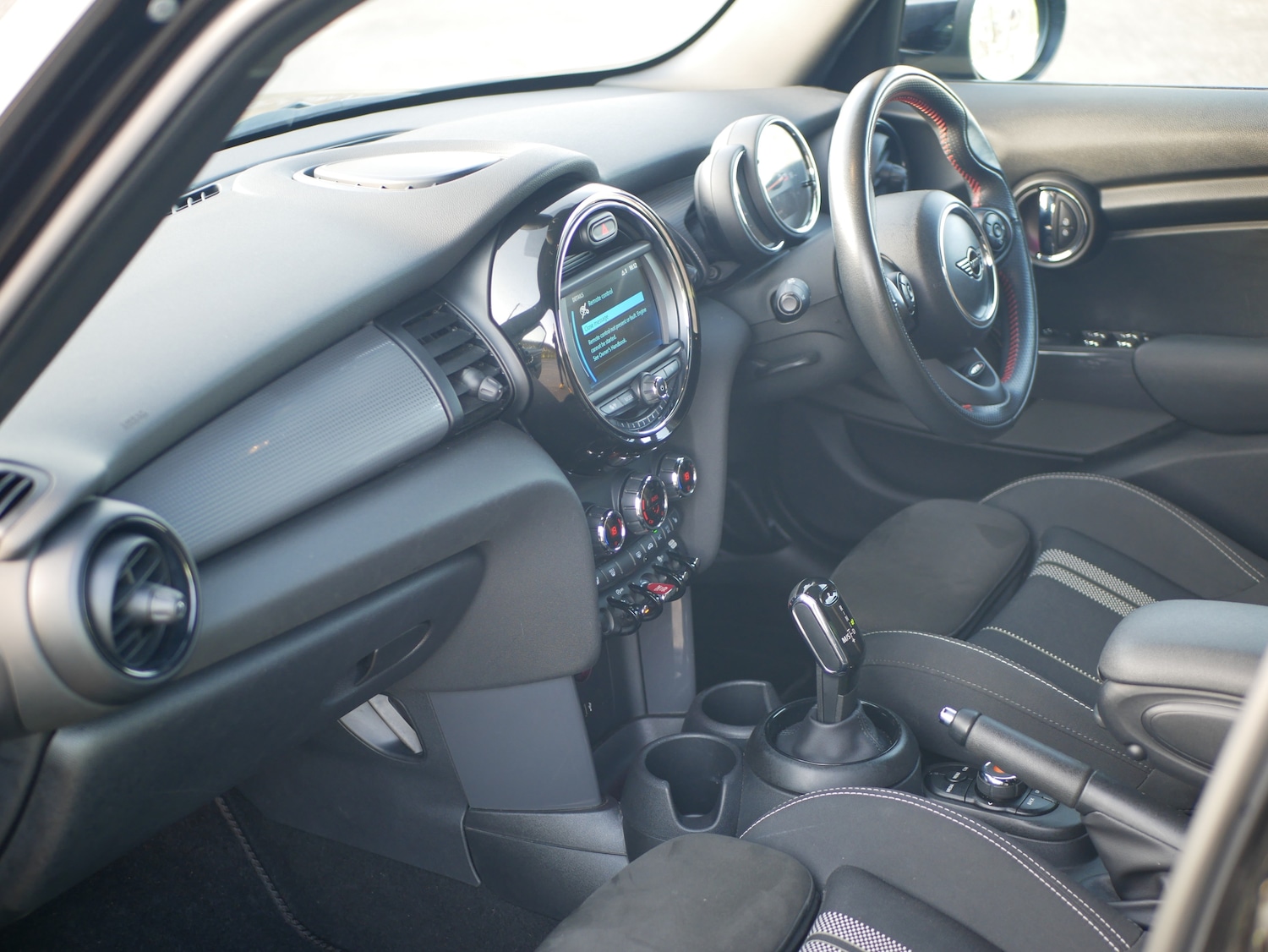 Used MINI Hatch 2020 for sale - 78038658: Photo 8