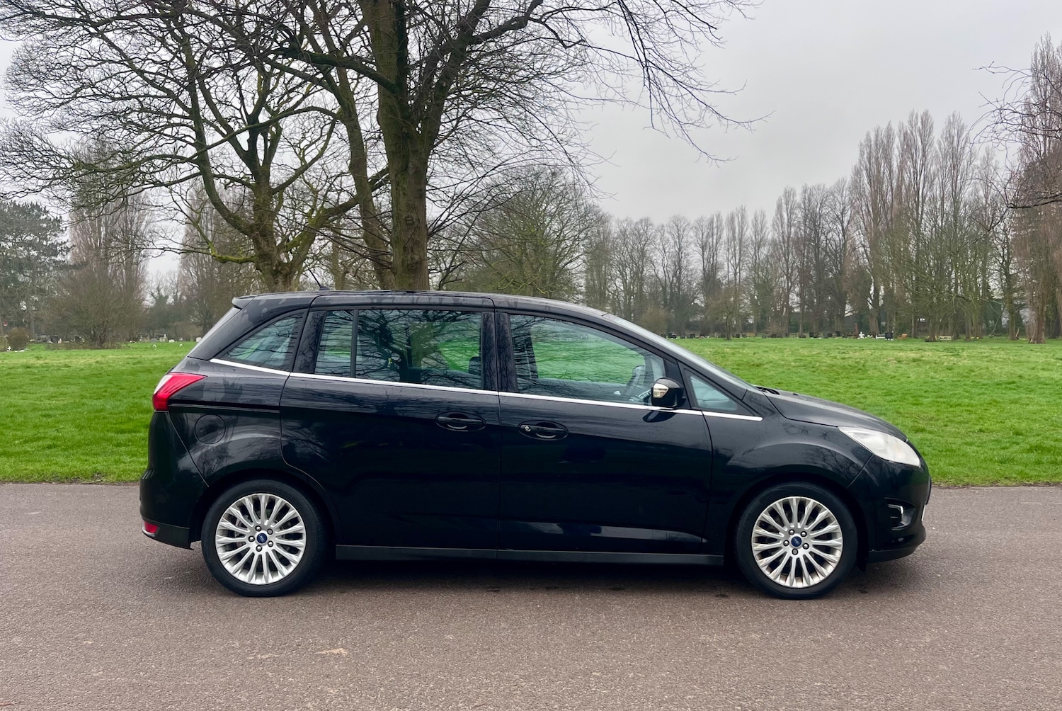 Used Ford Grand C-Max 2013 for sale - 78043230: Photo 14