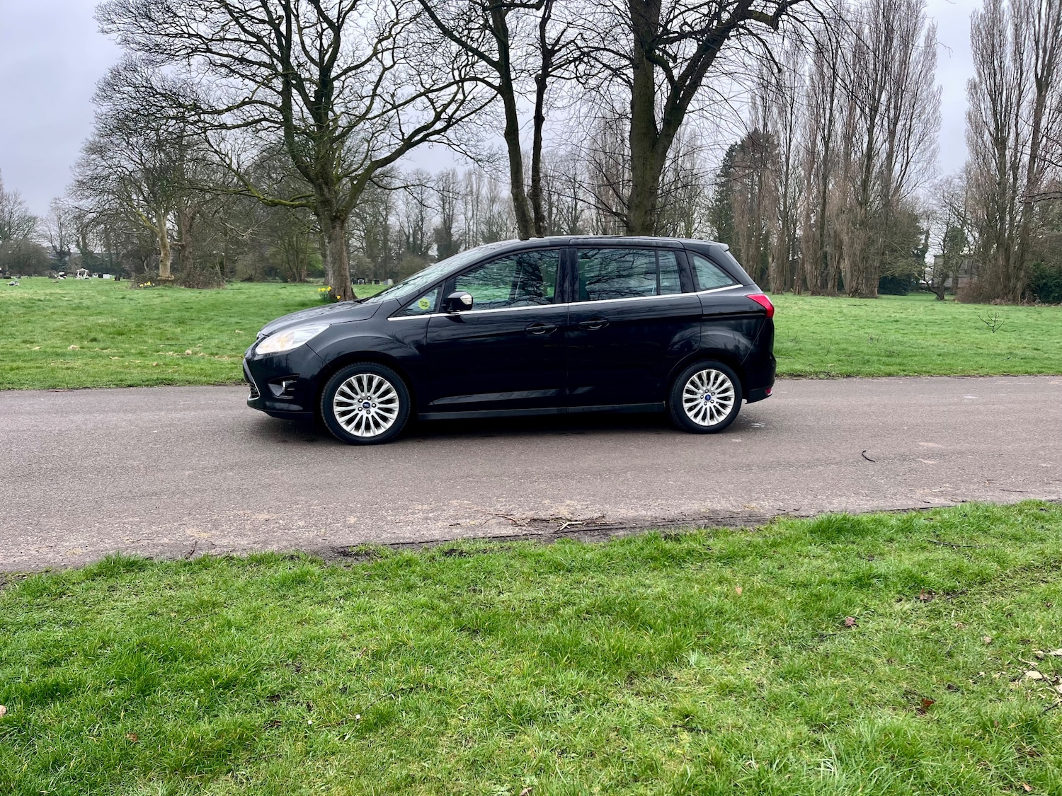 Used Ford Grand C-Max 2013 for sale - 78043230: Photo 26