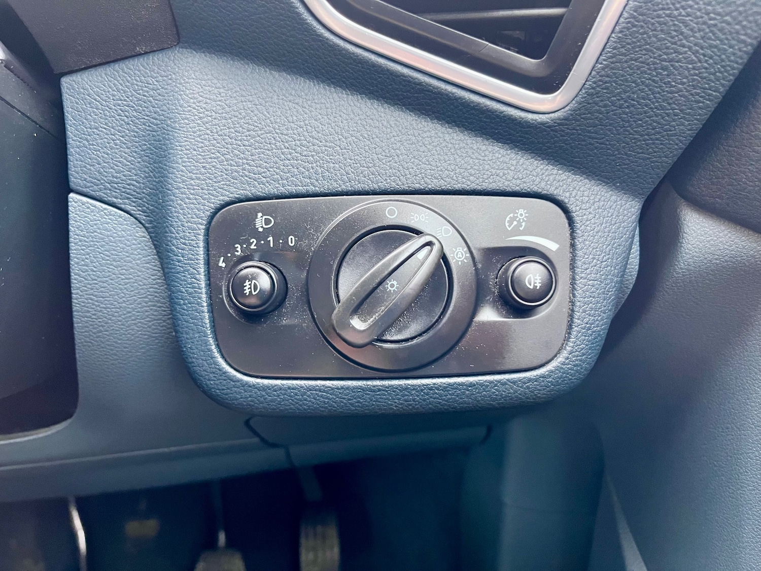 Used Ford Grand C-Max 2013 for sale - 78043230: Photo 37