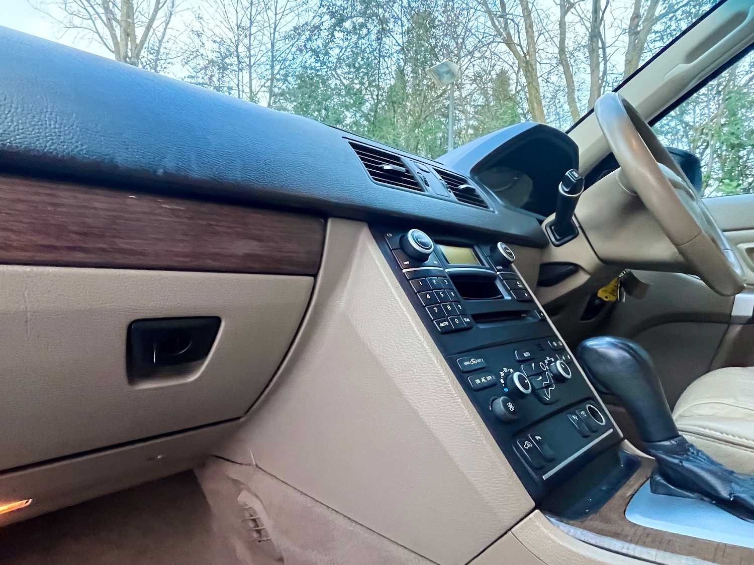 Used Volvo XC90 2011 for sale - 78043240: Photo 29