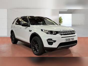 Used Land Rover Discovery Sport 2016 for sale - 79747335: Photo