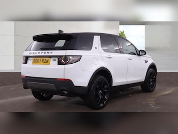 Used Land Rover Discovery Sport 2017 for sale - 79610859: Photo