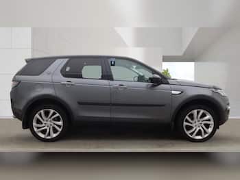 Used Land Rover Discovery Sport 2016 for sale - 79747336: Photo