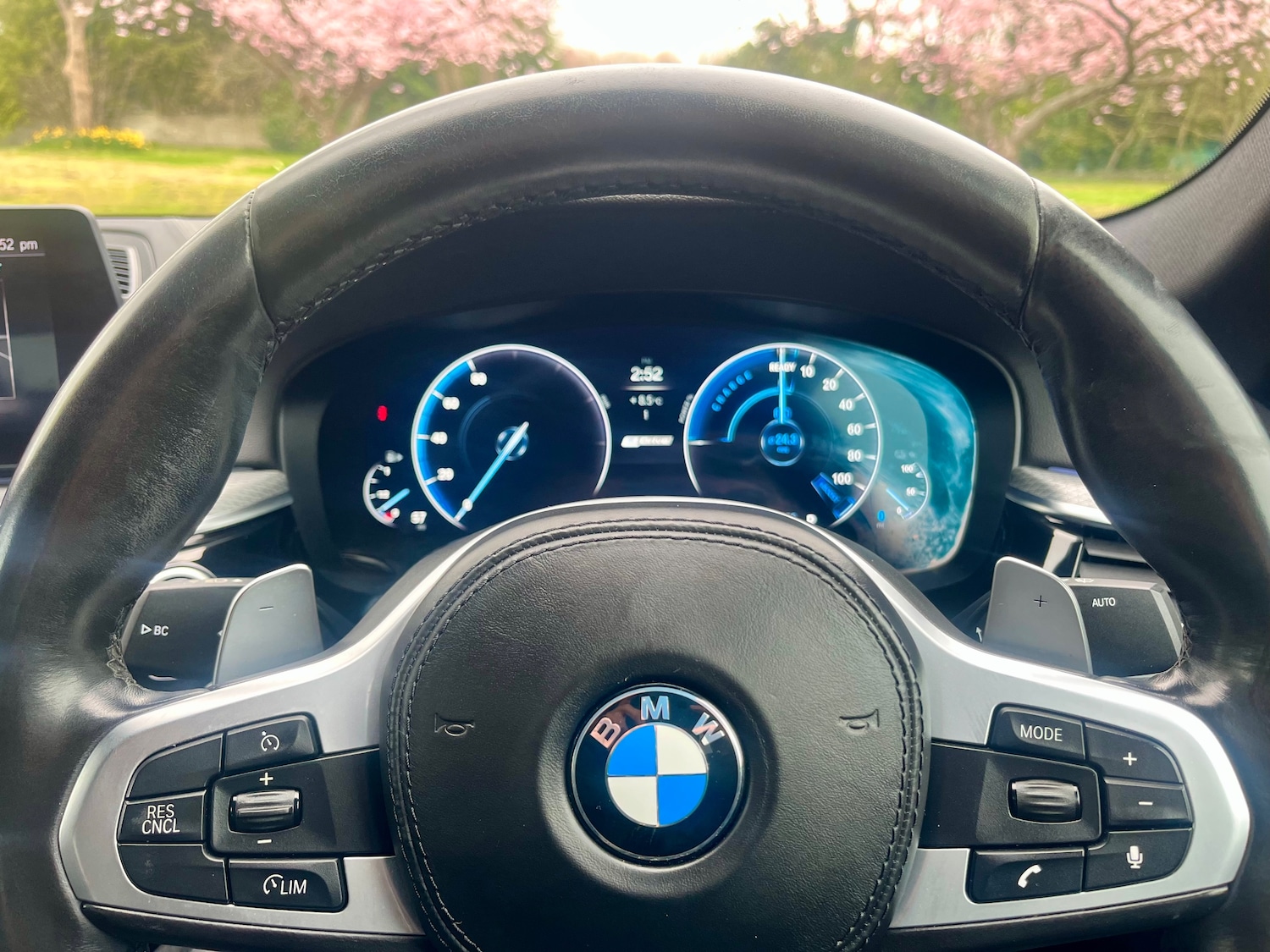 Used BMW 5 Series 2018 for sale - 78043220: Photo 64