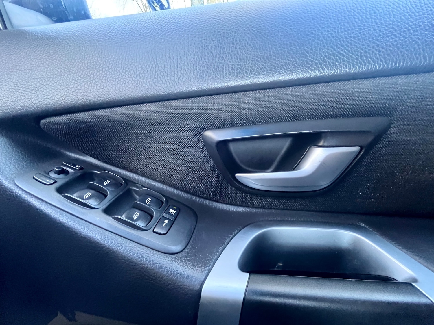 Used Volvo XC90 2010 for sale - 78043214: Photo 28