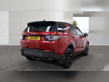 Used Land Rover Discovery Sport 2018 for sale - 79039975: Photo