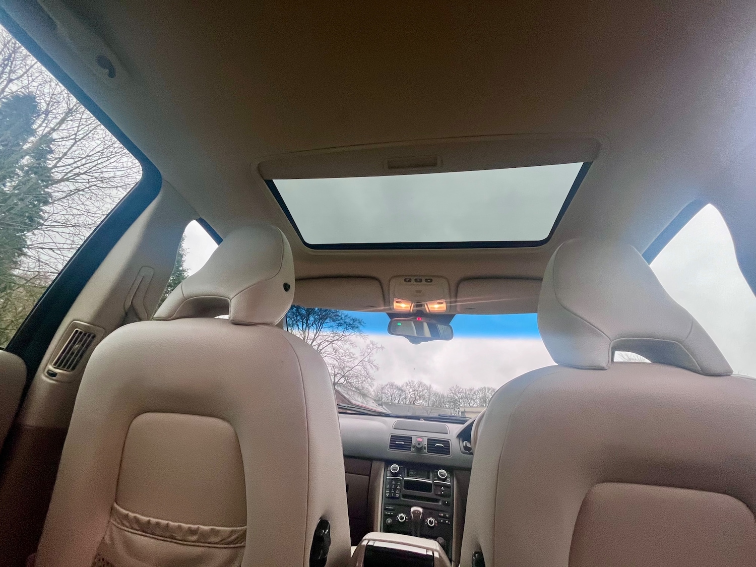 Used Volvo XC90 2010 for sale - 78043196: Photo 15