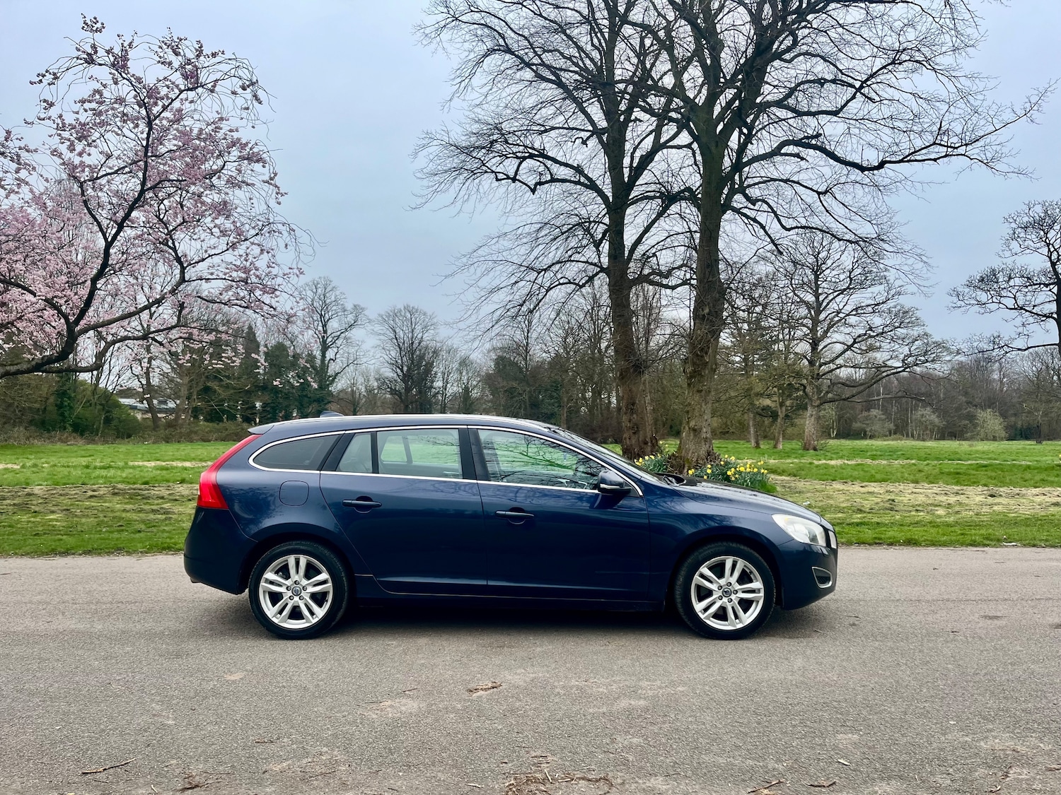 Used Volvo V60 2012 for sale - 78043246: Photo 10