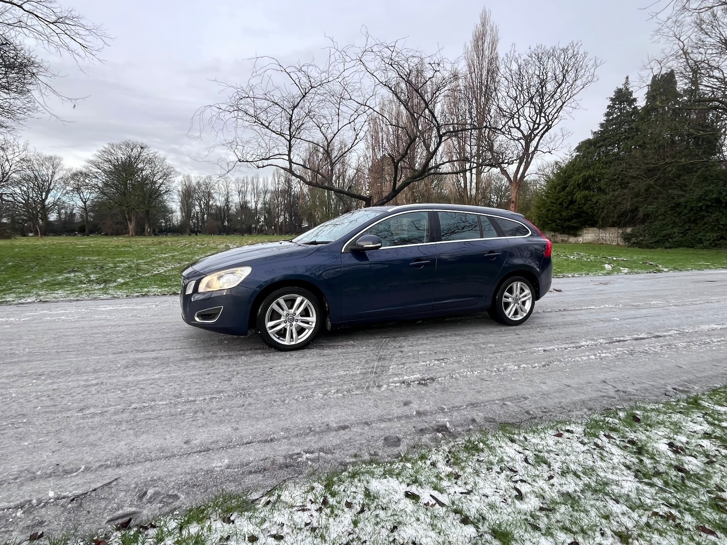 Used Volvo V60 2012 for sale - 78043246: Photo 60