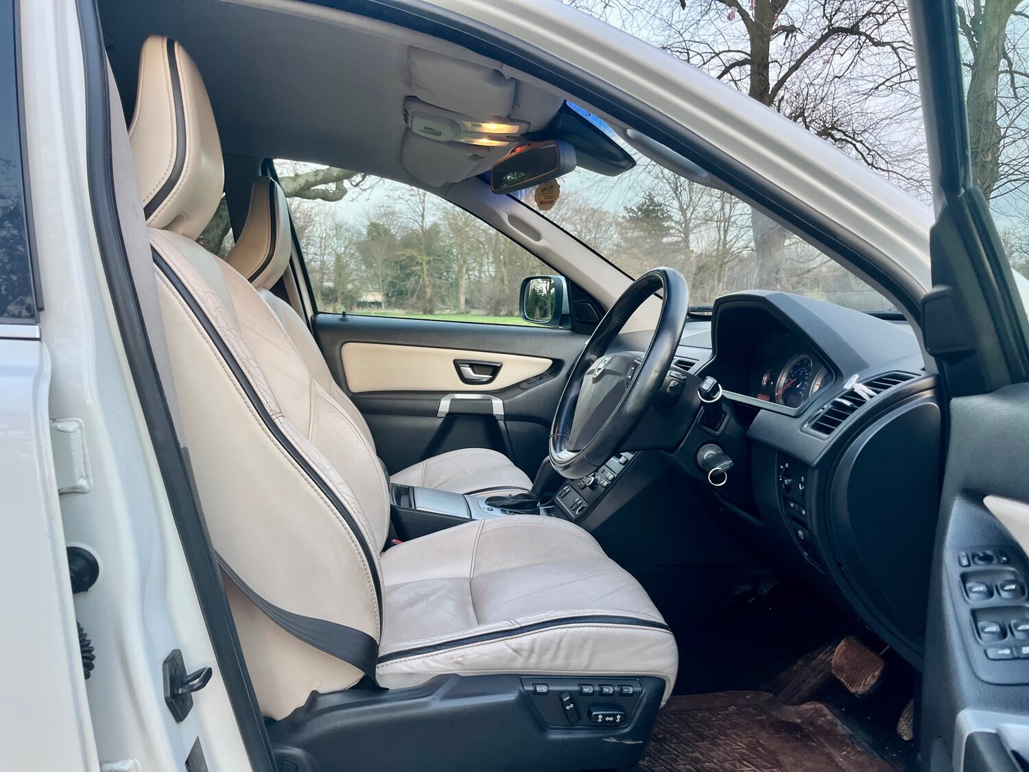 Used Volvo XC90 2013 for sale - 78043192: Photo 27