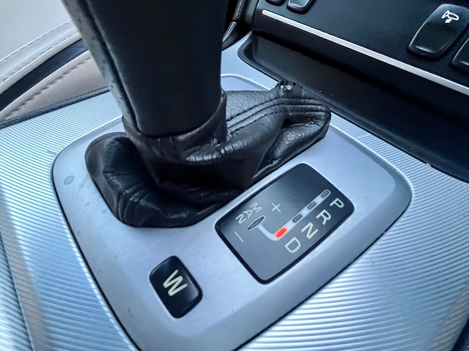 Used Volvo XC90 2013 for sale - 78043192: Photo 50