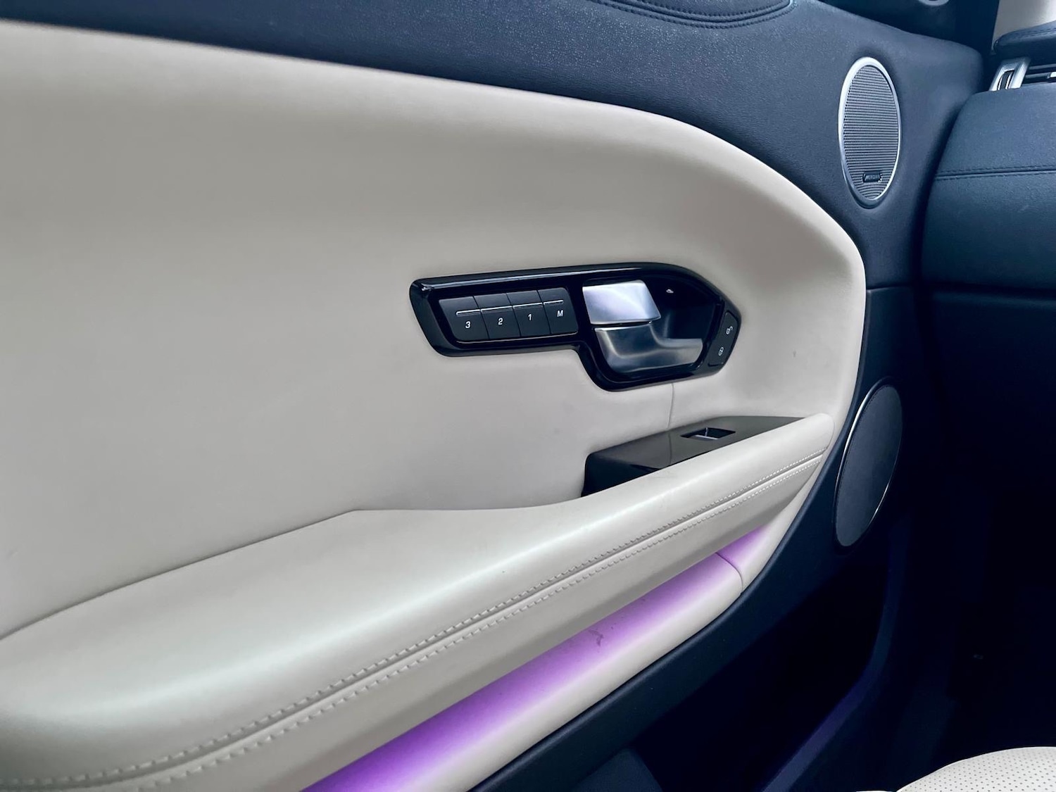 Used Land Rover Range Rover Evoque 2016 for sale - 78043216: Photo 97