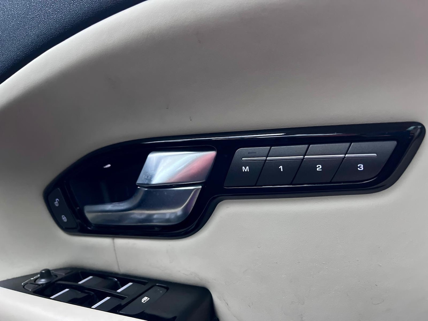 Used Land Rover Range Rover Evoque 2016 for sale - 78043216: Photo 98